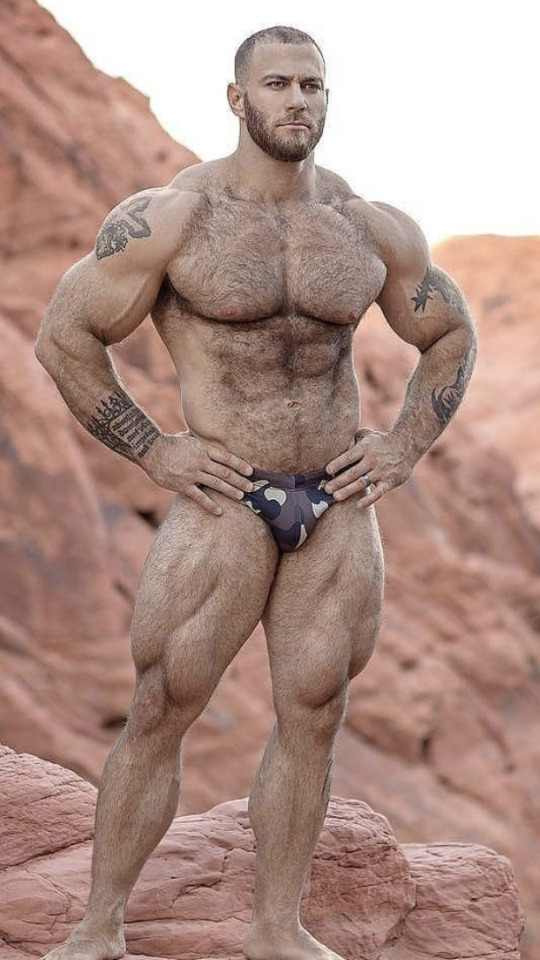 Porn mjames77:A few of my favorite bodybuilders:1. photos