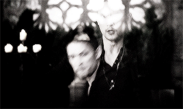 HAPPY BIRTHDAY MAGNUS BANE 