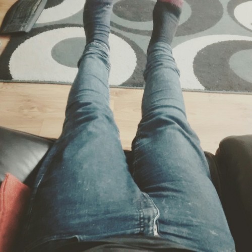 nannymccree:  @jaffajamjam @samvasnormandy my tiny legs  OH MY GOD, YOU’RE THE PERIDOT
