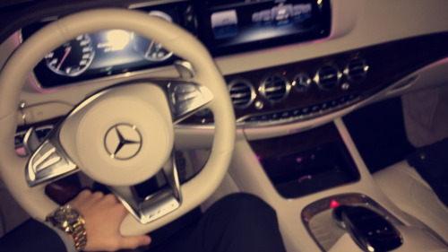 x Expensive Chanel x