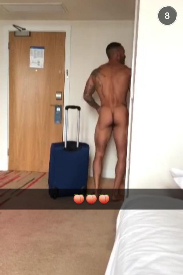 jboys20:  jezebelsboys:Ashley Cain - Part 2Apparently he recorded himself having