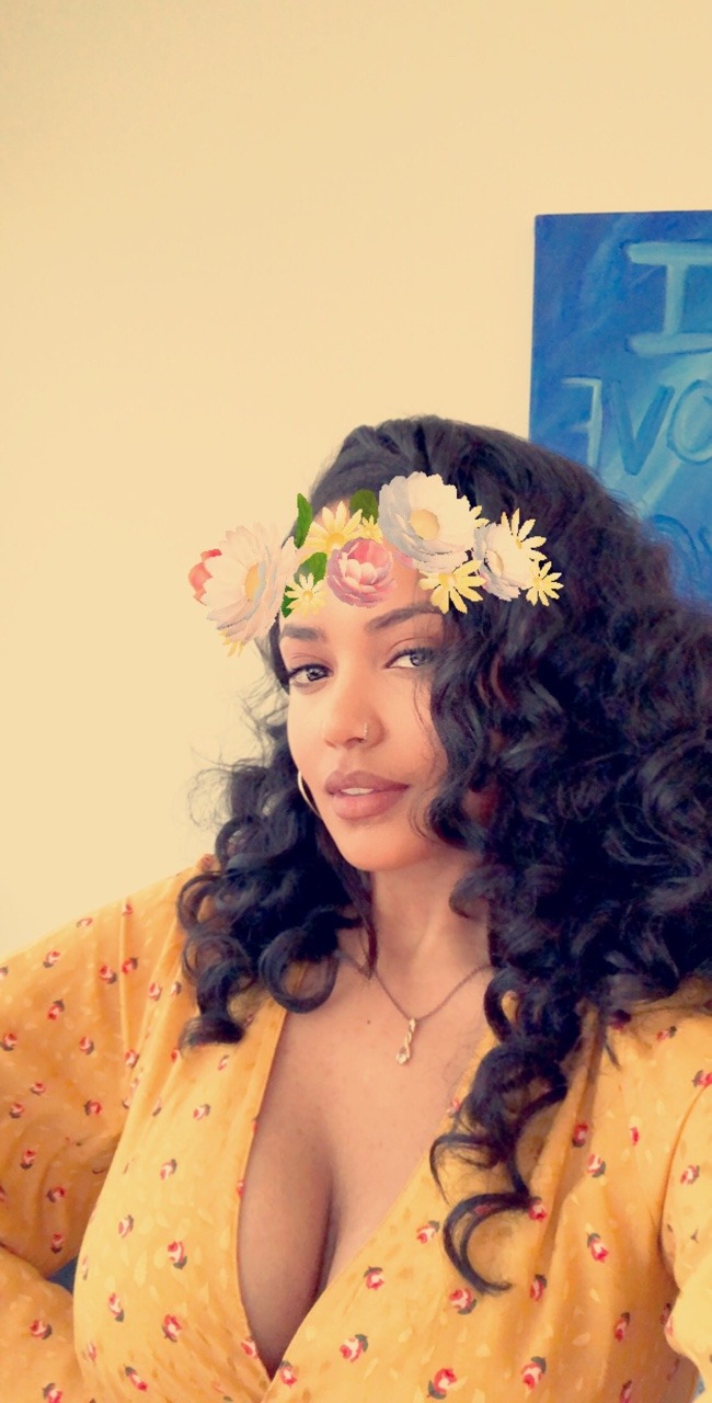 ceelove: habeesha:  been getting A’s and staying hydrated 🐱🌟  😍  simply