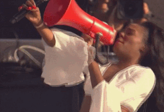 candiikismet: mysticalcoffeequeen:   dontwantthenextcommanderiwantyou:  laineylewxlove:  brainstatic:  yellowjuice:  e-wifey: people understand that Spanish speakers speak different dialects of the Spanish language but don’t understand that black people