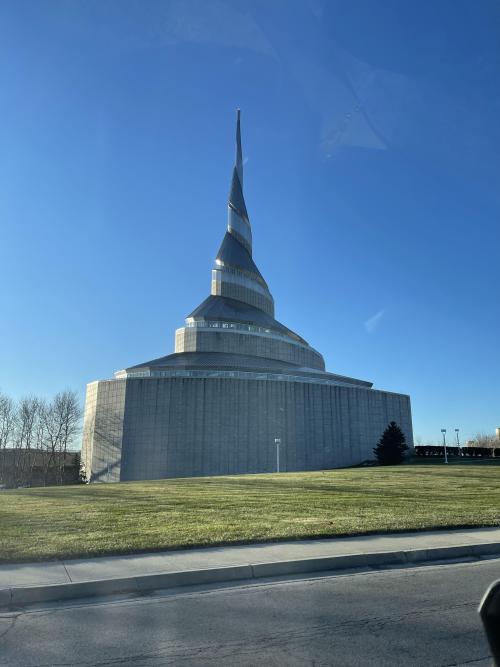 evilbuildingsblog:  This church in Independence, MO is definitely an evil lair