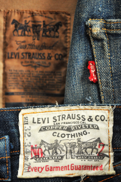 STUDIO ZERO JEANS, DENIM HERITAGE & INDIGO: Photo