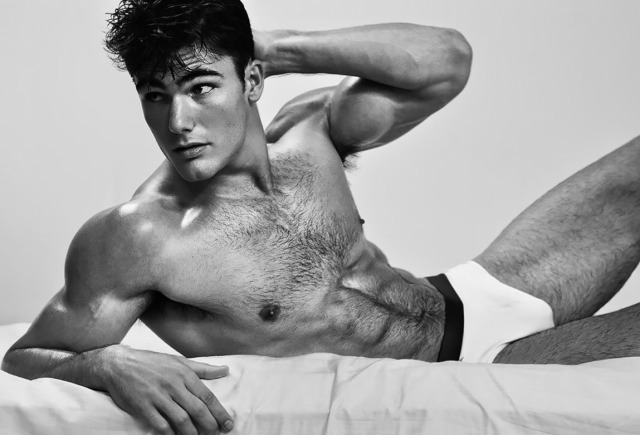Scoobydudeguy:
