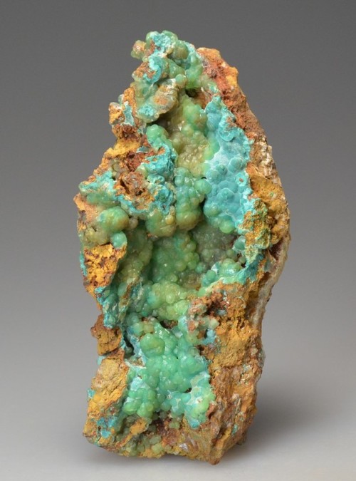 Smithsonite on Rosasite - Lavrion Mines, Lavrion, Attiki Prefecture, Greece