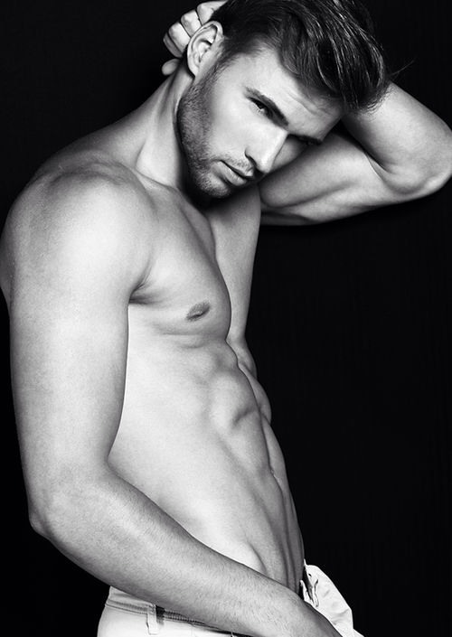 takemetobedandlosemeforever:  Oskaras Ridikas
