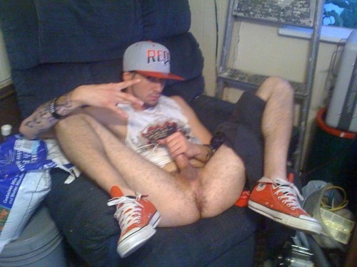 scallystr8lads:  READY. JUST SLIDE IT IN AND FLOOD ME.😎Follow me for more 😜: http://scallystr8lads.tumblr.com