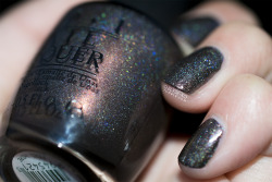 elyse-xo:  In love with OPI’s My Private