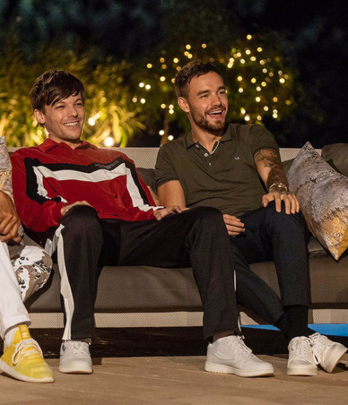 ltpics:Louis and Liam at the Judges’ Houses