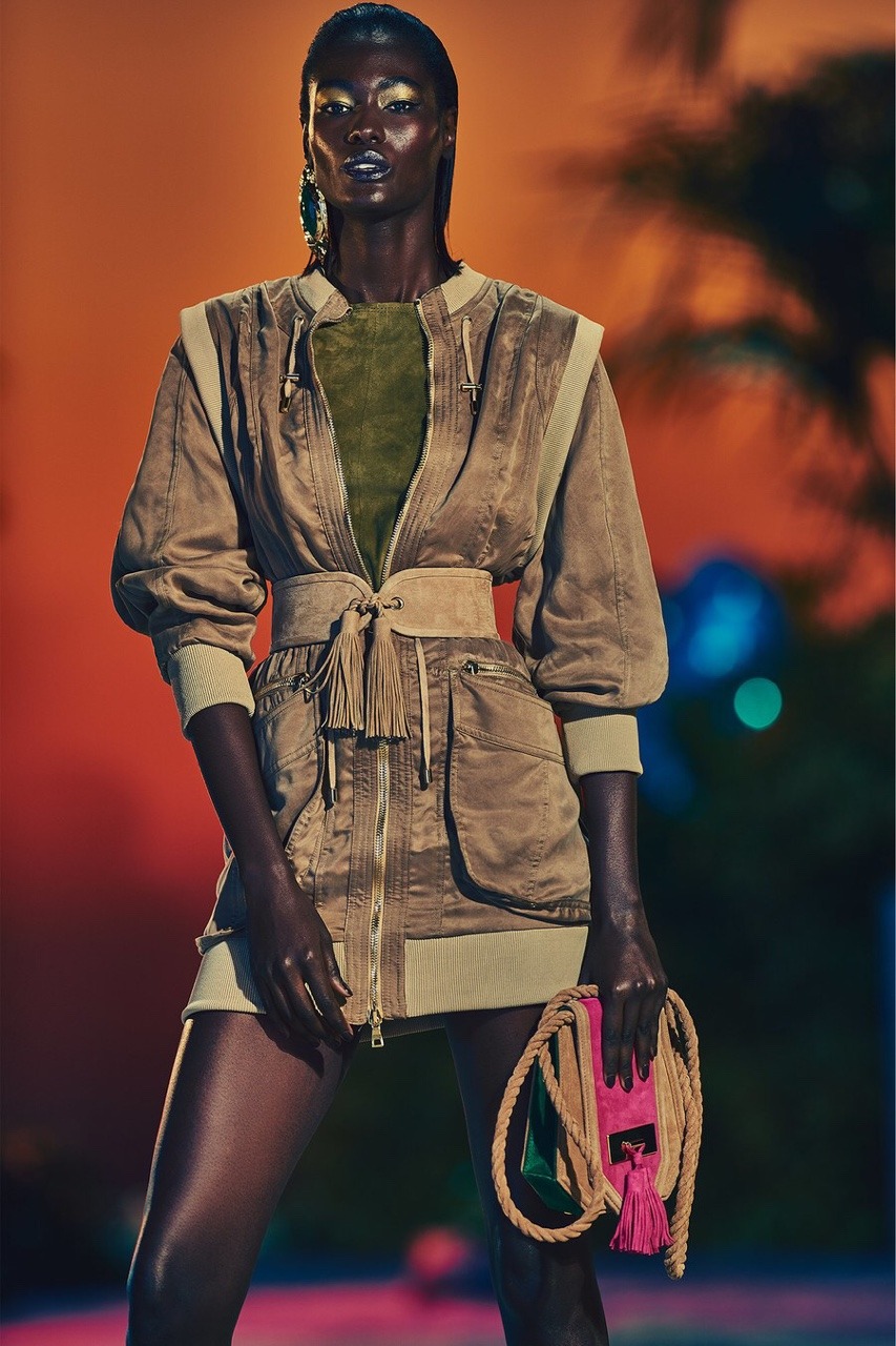 timmelldontrell87:  rawnoire:  brittanybucknor:  Balmain Resort 2017   #MagnificentMelanin