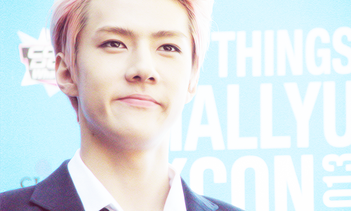 seo-hunnie-blog:  SEHUN rolling eyes   