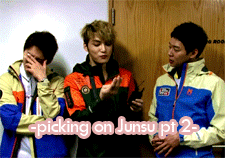 interstellar-gods:  JYJ being JYJ for Valentine’s day 