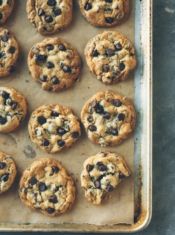 cars-food-life:  Chocolate Chip Cookies.