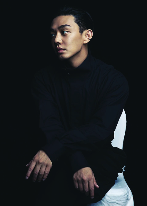 netflixdramas:Yoo Ah InNetflix Korea promotional photoshoot for Hellbound 지옥 (2021)