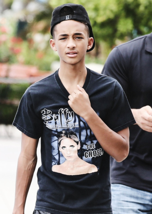 cuteassboys:  x 