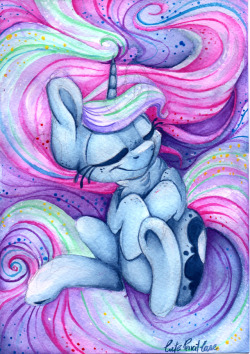cutepencilcase: I try to have a “relaxation drawing” all the time, and this Luna is one more of those drawings A relaxation drawing is what I call to this thing, where I don’t really care how something looks in the end and how long it takes to end