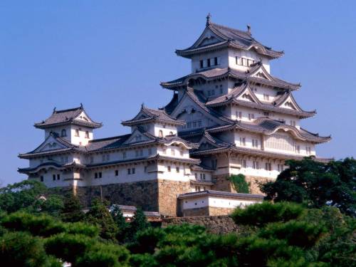 Himeji Castle, about sixty miles west of Osaka, is one of the best preserved 16th century&