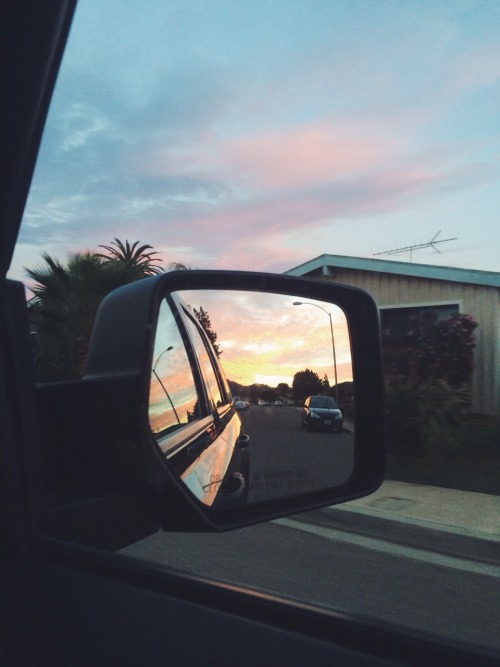 youregreasy:  Cute lil’ sunset