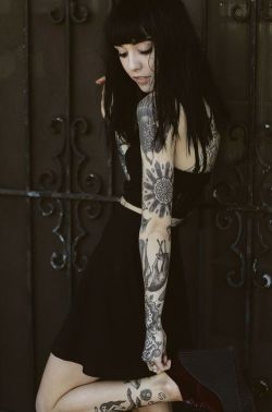 tattooedmafia:  Hannah Snowdon 