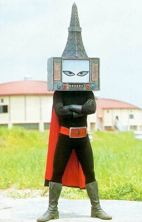 ‪The wonderful world of Tokusatsu villains, part 2. Telephone Mask, Vulva Eye, Television Mask, and 