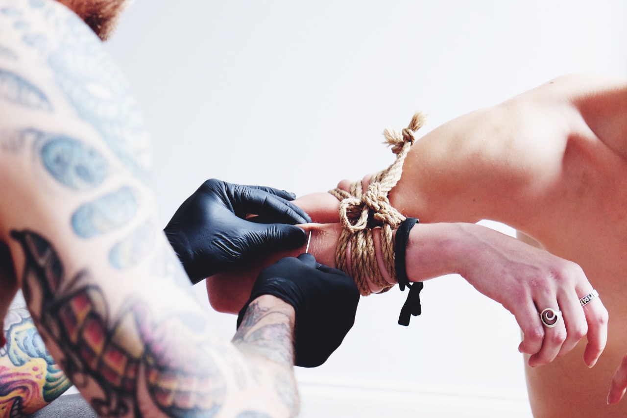 exremepain:  roseamongstthebriar:  camdamage:  propinquity | fred-rx + cam damage