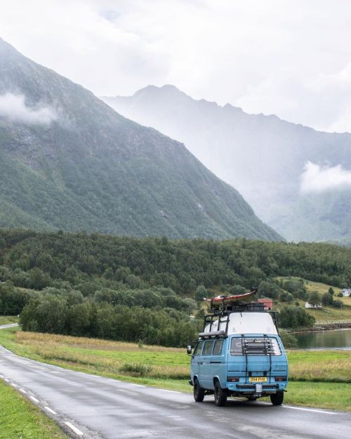 A misty day in the mountains. Excited to put some big miles on my @thevwenginecompany rebuilt engine