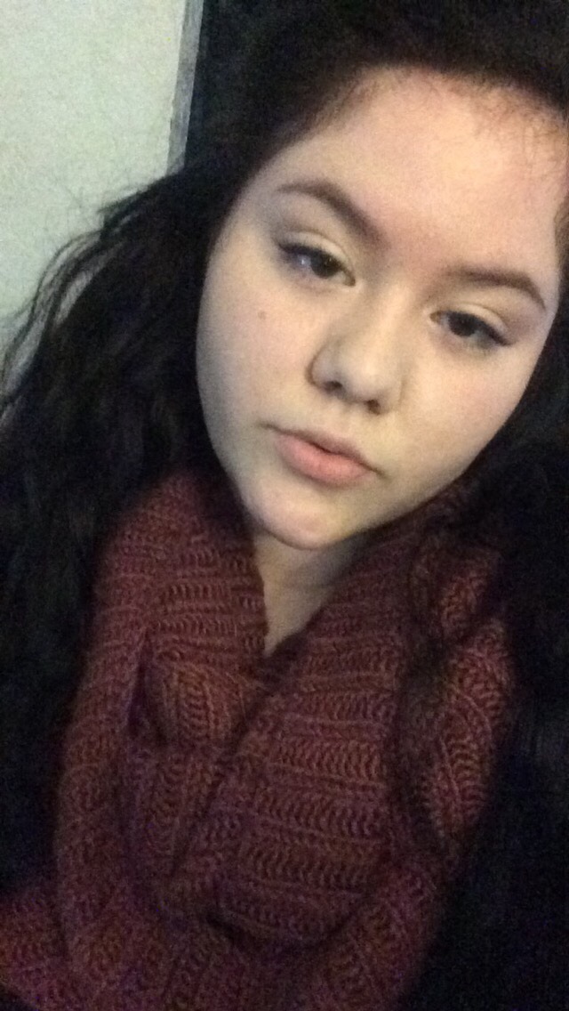 borrracha:  Going to mount rainier someone kick my ass  Cute as hell 😘😘