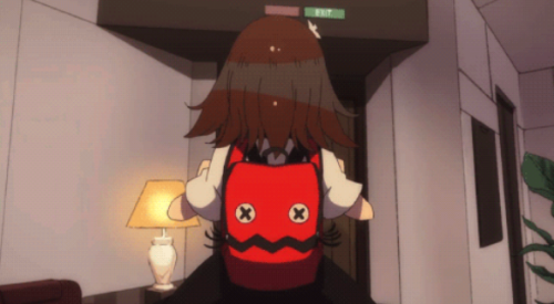 saccharinescorpion:oh my gosshhhhhh Hajime gave Utsutsu her duck backpack