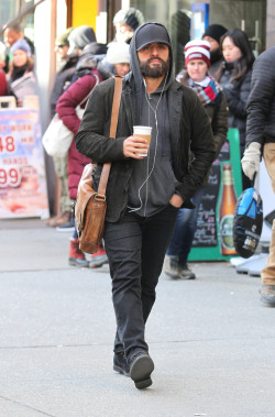 celebsofcolor:  Oscar Isaac on the set of ‘Life Itself’ in NYC