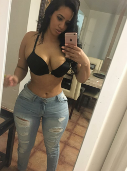 mirrored–reflections:  Slim thick