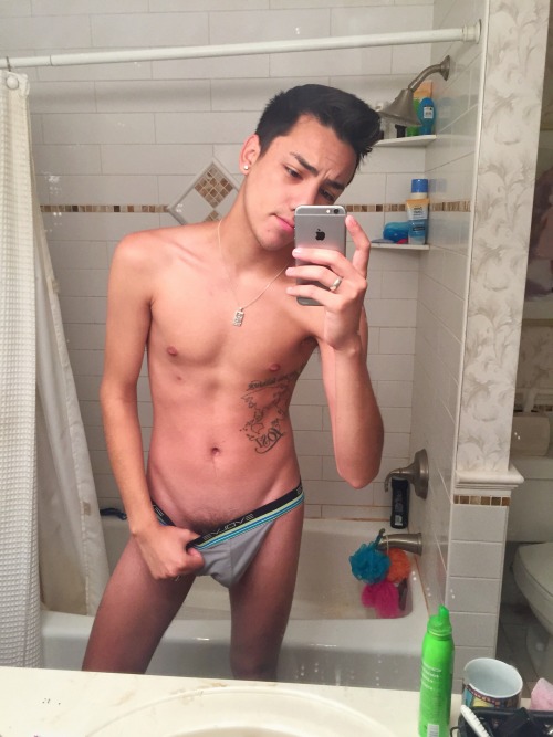 uffdahcocks: Thirsty Tuesday anyone? IG: jonnoelf