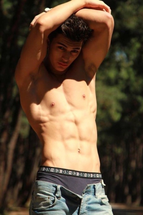 Hot Guys with Abs, Pecs & V-lines