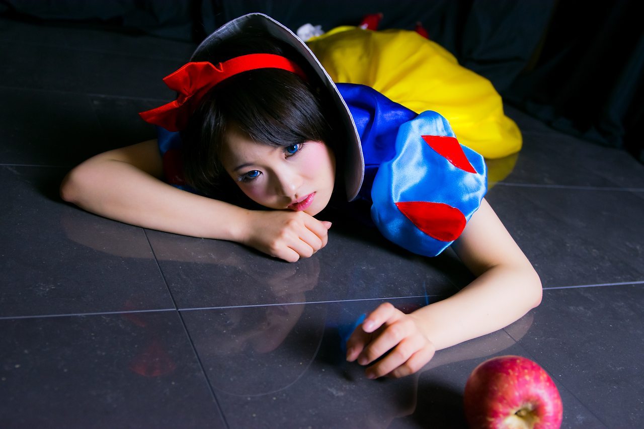 Snow White &amp; The seven Dwrafs - Snow White (Yuka) 2