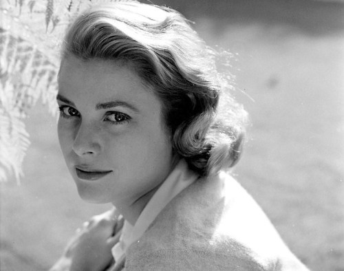 gatabella:Grace Kelly by Loomis Dean