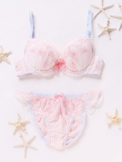 frillylacylove:  ♡ narue mermaid stripe bra and shorts ♡