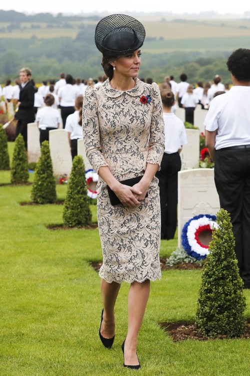 Once again, the Duchess leads by example&hellip;the very picture of Proper, traditional Feminini