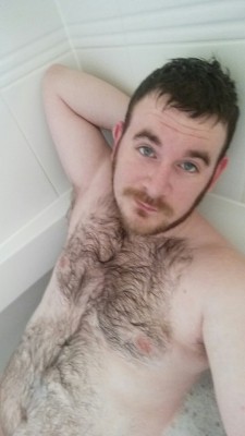 jonoops:Bath time! :D