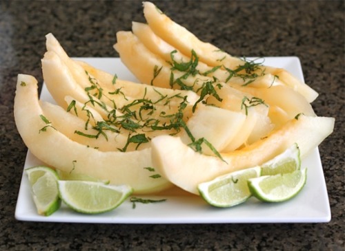 tonedbellyplease:happyvibes-healthylives:Melon Salad with Mint, Lime and Sea Saltis this a starter o