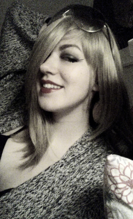 hansmannette:  “rocky, you can’t cosplay jeanne with a blonde wig”  uh yes i can *puts b/w filter over it*
