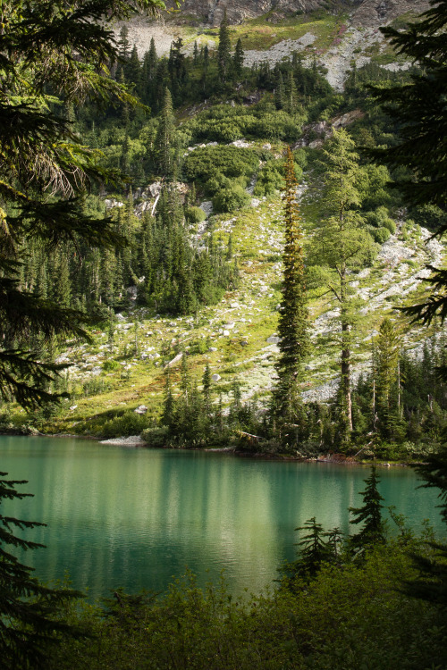 bmyers:SentinalRainbow Lake, North Cascades, Washington