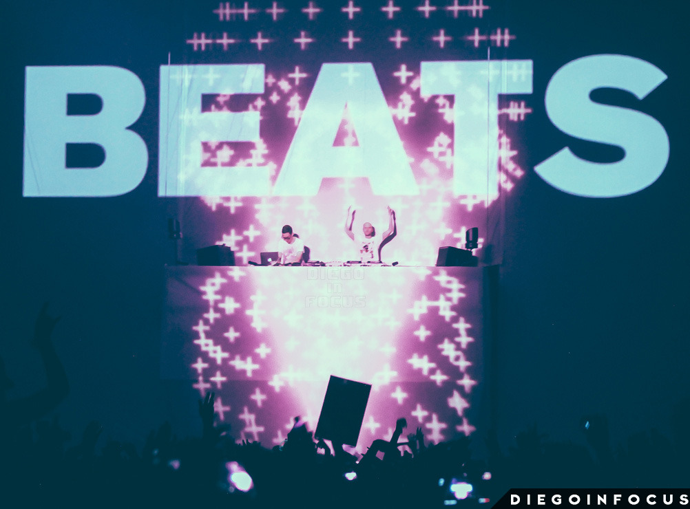 diegoinfocus:  Like The Funky Beats! 