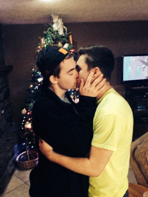 fishinginwonderland:  Love . Equality . Freedom http://fishinginwonderland.tumblr.com 