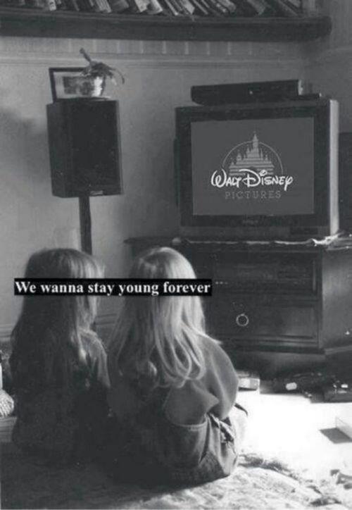 definitionofdisney:  If you love Disney you must follow this blog! 