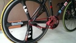 pandalovenet:  Aerospoke rear wheel with tumblr sticker!