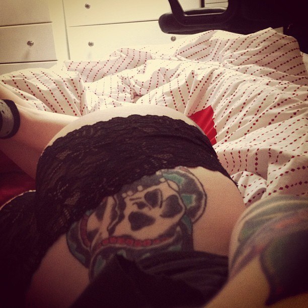 lass-and-suicide:  Small little panties ;) 