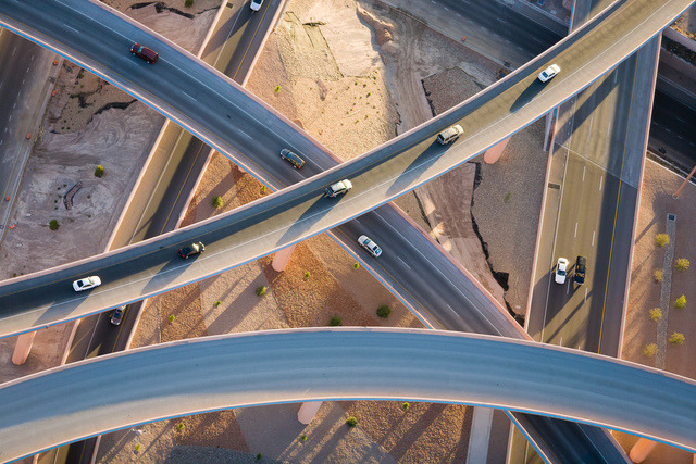beben-eleben:  Alex McLean, a licensed pilot and photographer, took these gorgeous