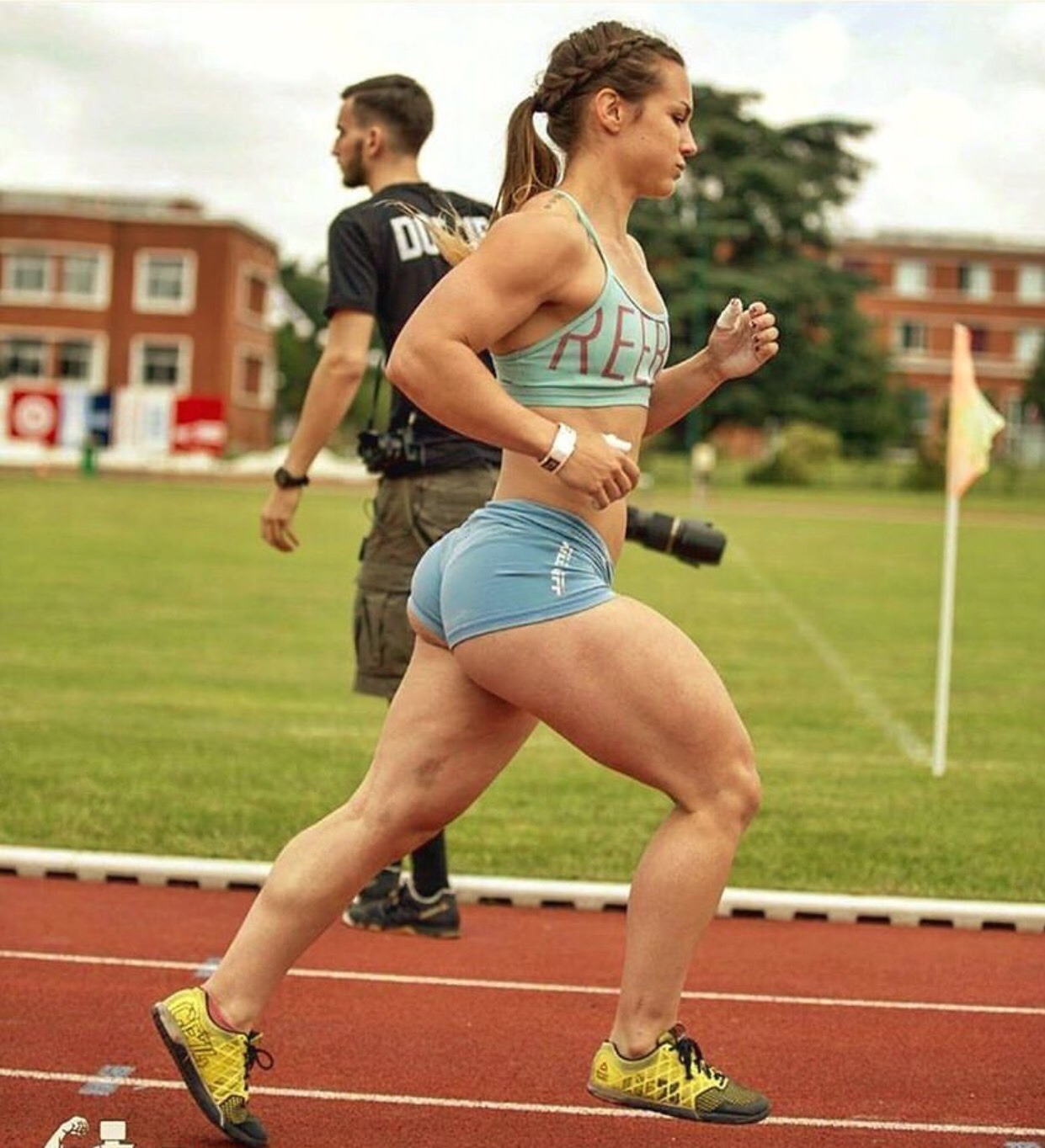 ebaserebaser:  Strong  Jeanne Rossarie