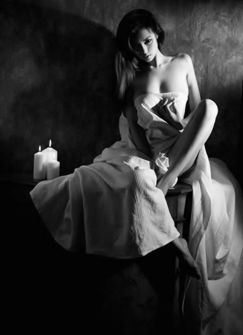 Bonne nuit…Buenas noces…Goodnight my lovelies…meet you in the sheets ♥